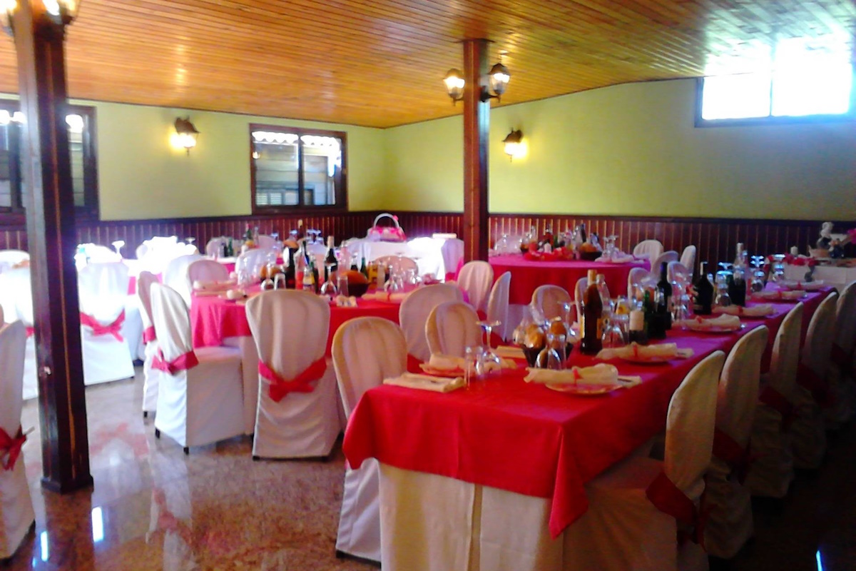 Celebración de bautizos en Salou con menú a la brasa