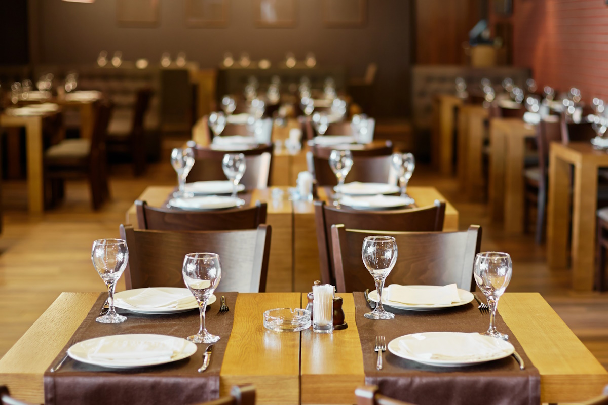 Cena en restaurante moderno de Salou