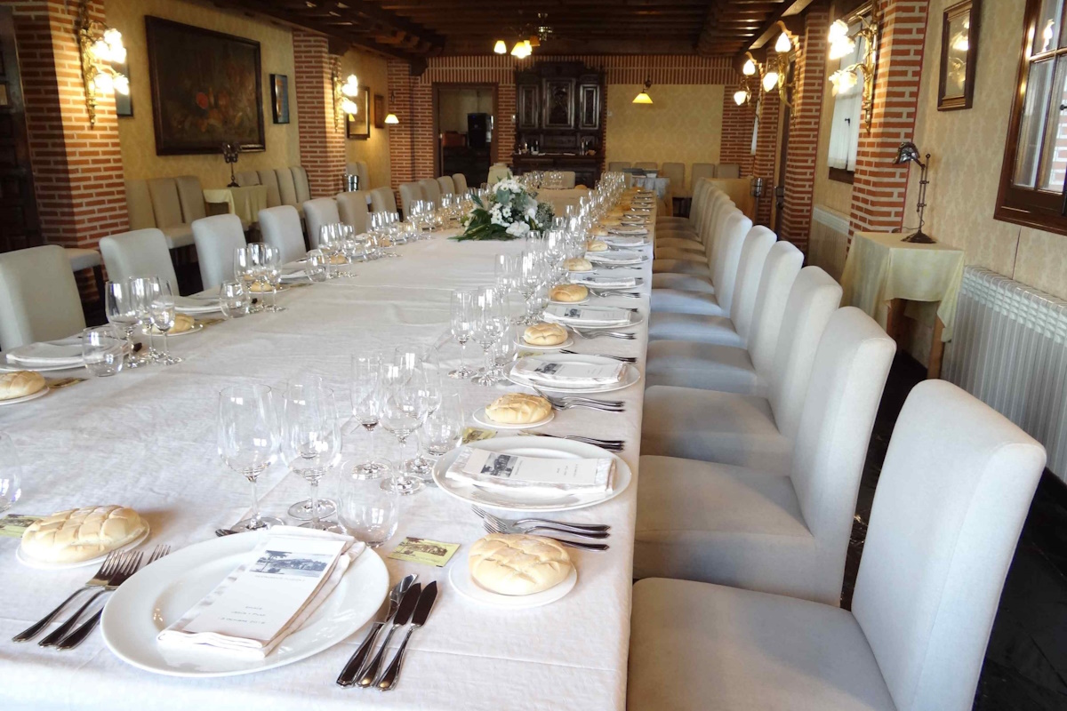 Salón para comuniones en Salou decorado